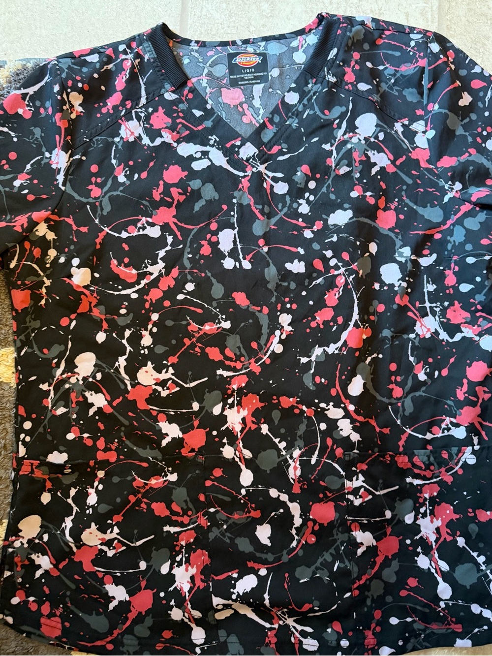 Dickies Black splatter size large nursing scrub top!